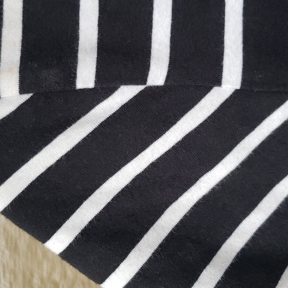 Old Navy black & white stripe shift tee stretch dress size M - Picture 3 of 7